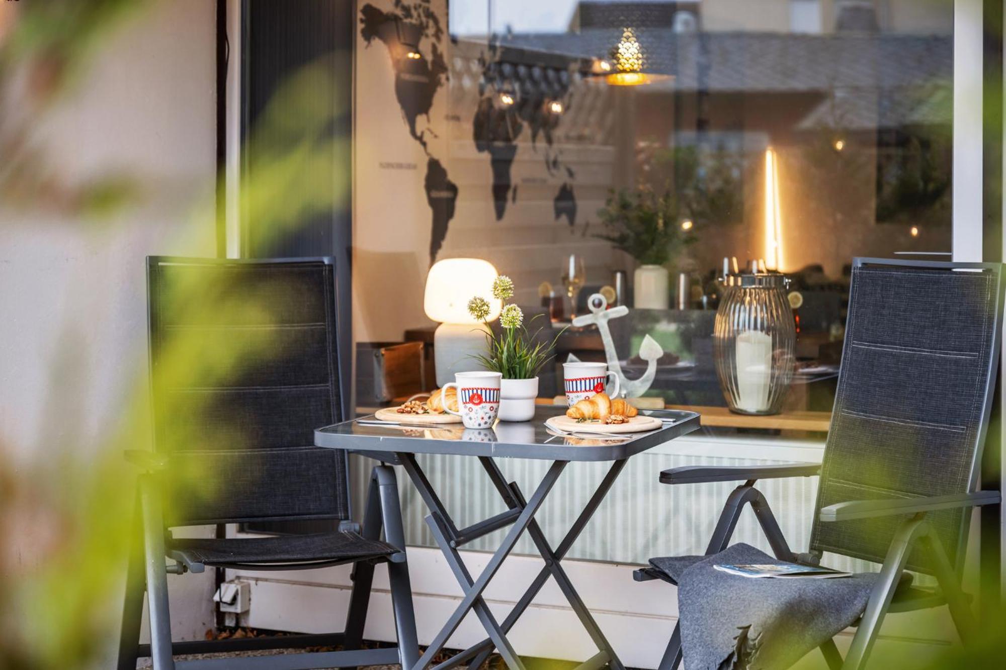 Greypearl - Ruhig Gelegen Mit Terrasse - Strandnaehe - Parkplatz - Wlan Büsum Buitenkant foto
